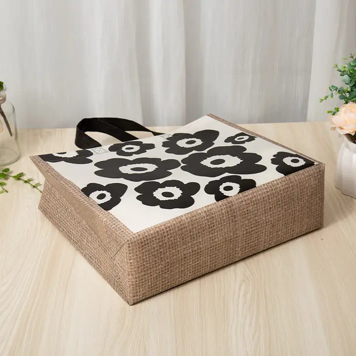 50pcs, 3 sizes Classical black Flower non-woven gift bag - ByHome