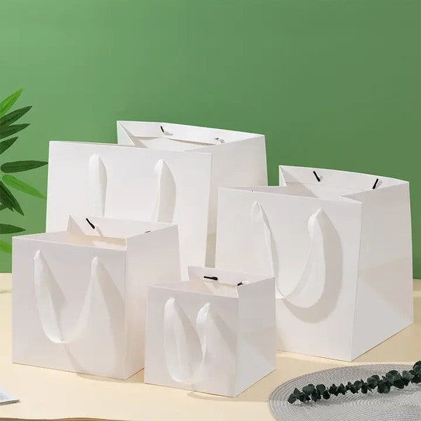 10pcs, 4 sizes Square premium Black White Paper Gift Bag - ByHome