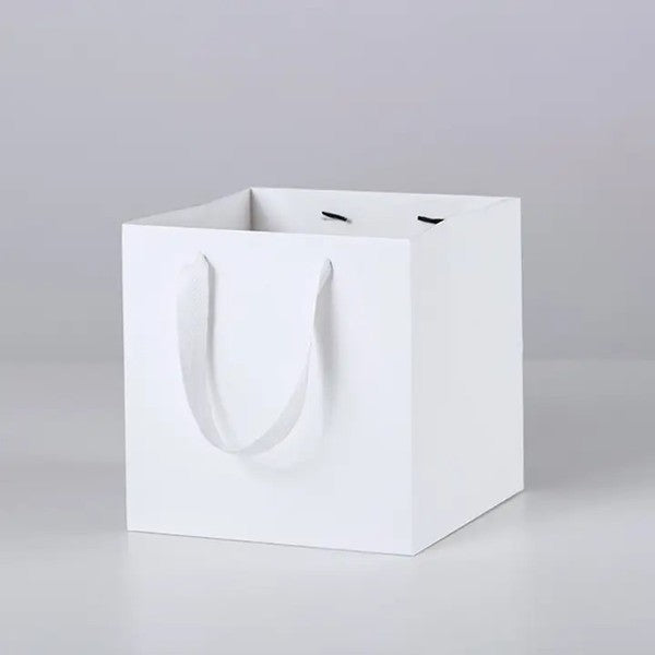 10pcs, 4 sizes Square premium Black White Paper Gift Bag - ByHome