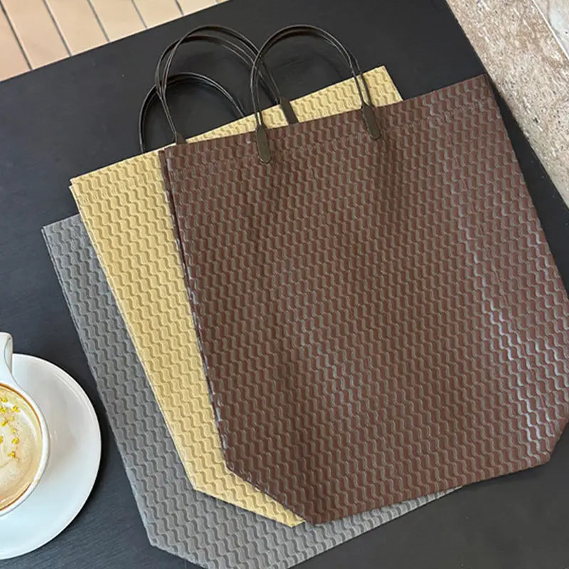 50pcs, 2 sizes Brown wavy woven pattern non-woven gift bag - ByHome