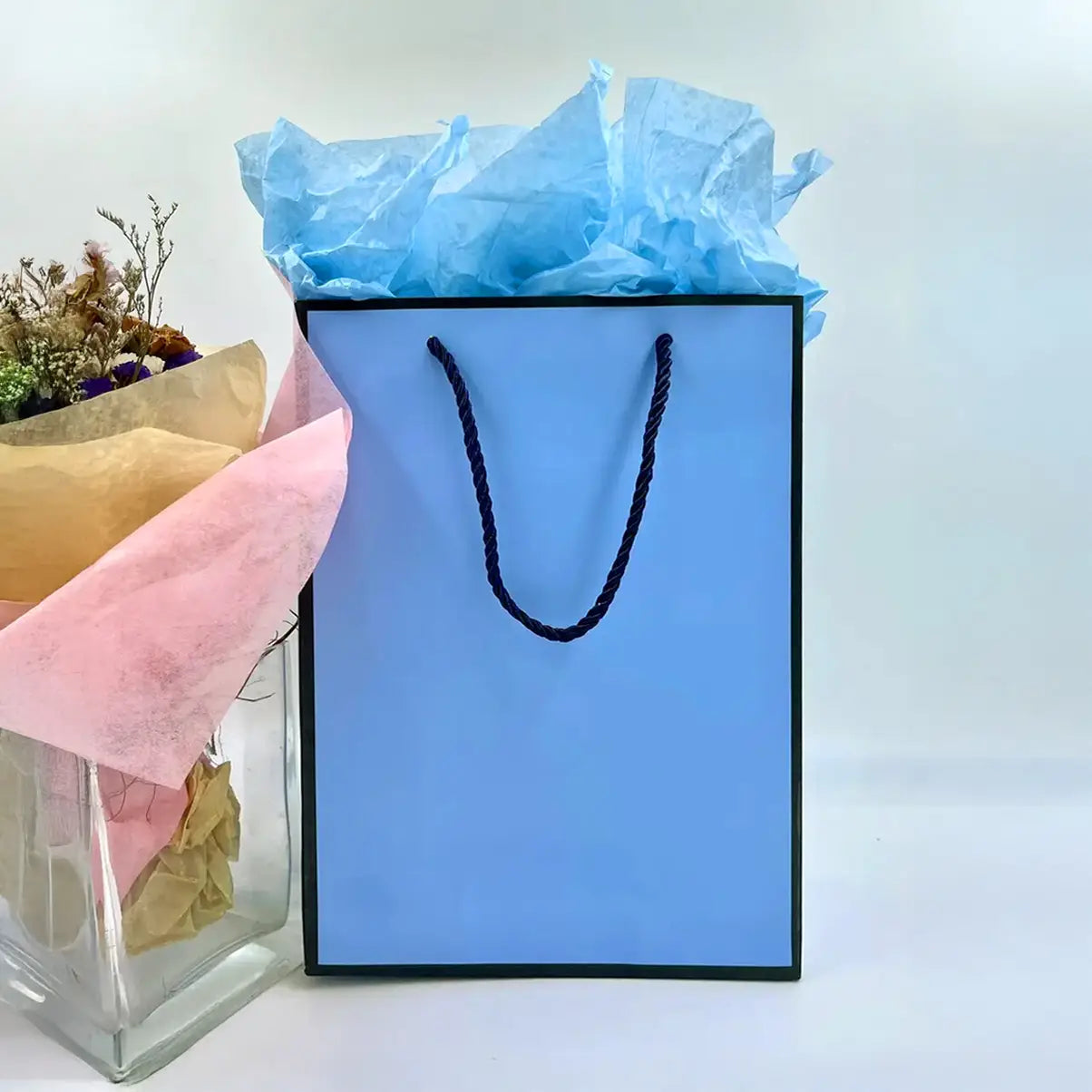 10pcs, 9 sizes blue with black border paper gift bag - ByHome