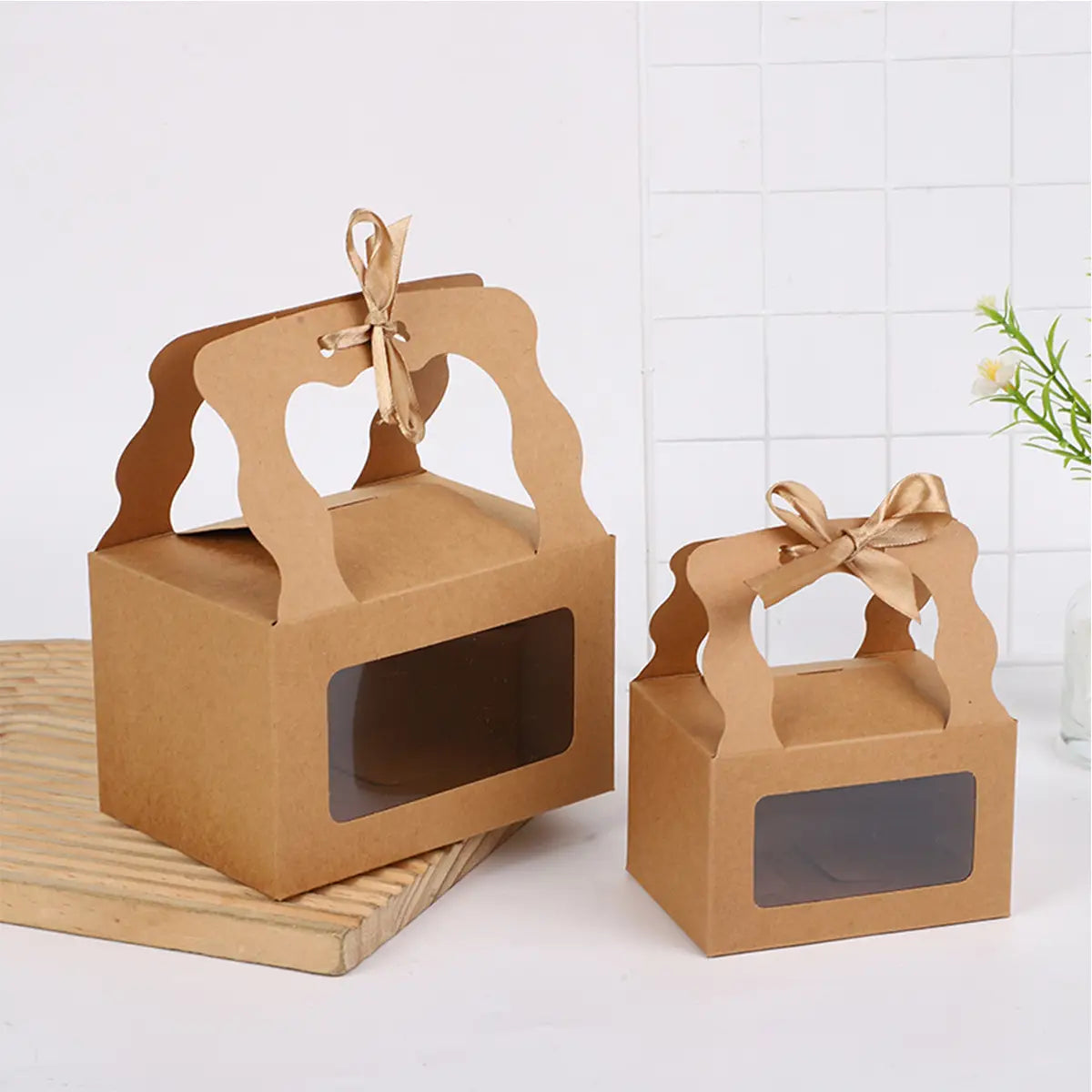 25pcs, 2 sizes kraft white window wavy handle gift box ribbon - ByHome